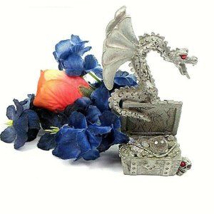 CLEARANCE.Spoontiques Pewter Dragon Skull Treasure